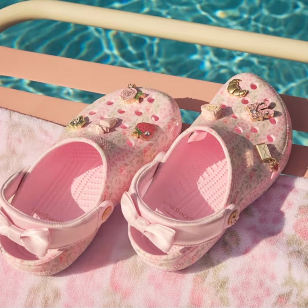 Women’s Love Shack Fancy Crocs Pink Clog Shoes size adult 9 (sold out online) - Picture 4 of 6